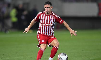 Η ώρα άφιξης του Ποντένσε στην Ελλάδα για τη νέα θητεία στον Ολυμπιακό!