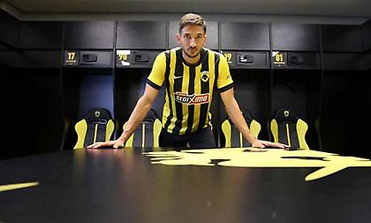 Τσακίρης: «Η έξτρα θέση που μπορεί να προσφέρει στην ΑΕΚ ο Γκρούγιτς - Τα δεδομένα για επιθετικό»