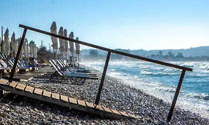 Καιρός: Νέα άνοδος της θερμοκρασίας και μπουρίνια στο Αιγαίο