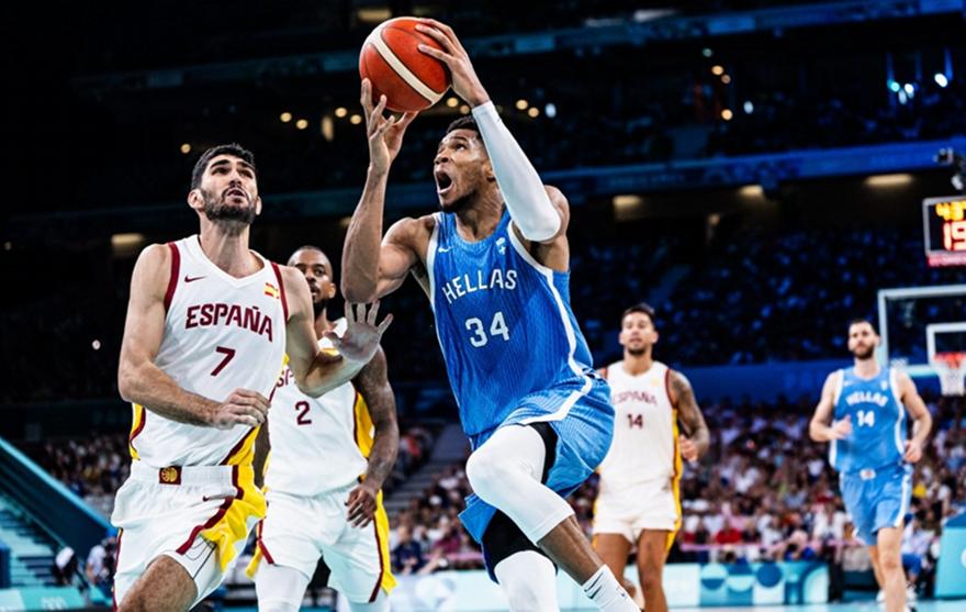 Η… κακή παράδοση του κυρίαρχου Γιάννη Αντετοκούνμπο απέναντι στον Αλντάμα