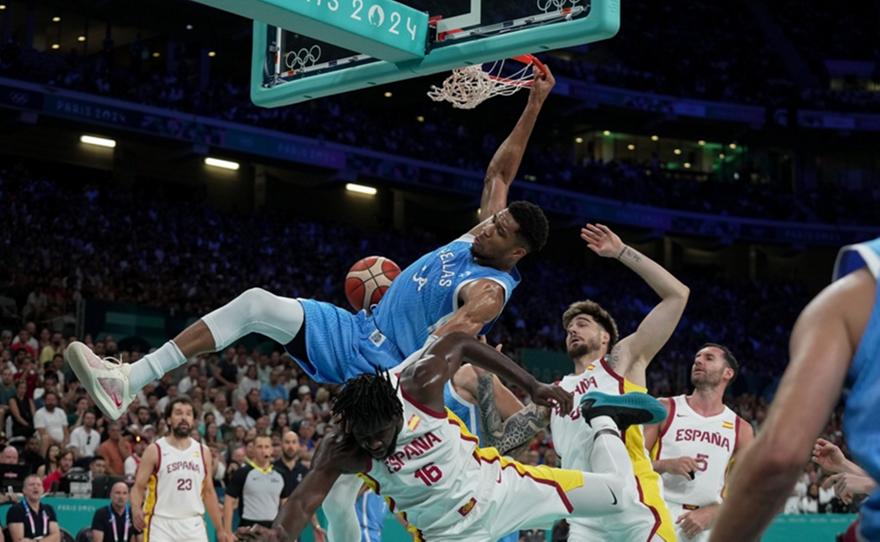 Νικήστε την Ισπανία! Για το τώρα, το πριν και κυρίως το μετά!