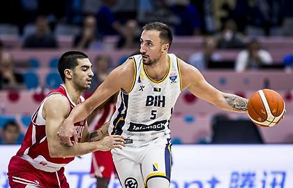 Ο Άτιτς αφιέρωσε την πρόκριση της Βοσνίας στον πατέρα του που απεβίωσε