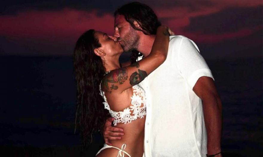 Ευρυδίκη Βαλαβάνη - Γρηγόρης Μόργκαν: Το πρώτο ταξίδι με τον γιο τους!