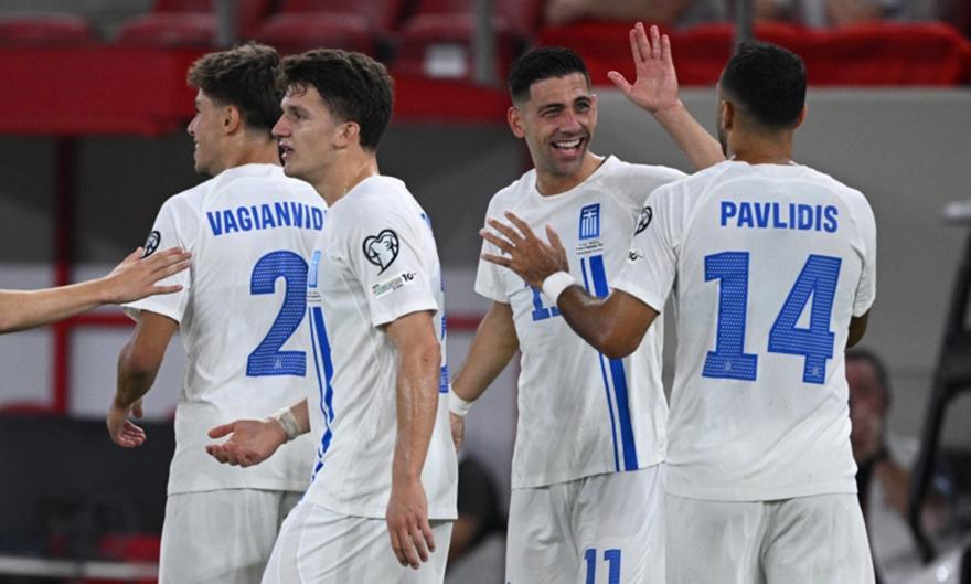 Ασύλληπτη οβίδα του Μπακασέτα για το 3-0 της Ελλάδας κόντρα στη Λευκορωσία!