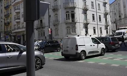 Τουλάχιστον οκτώ ξένοι τουρίστες μεταξύ των 16 νεκρών από τον εκτροχιασμό του τελεφερίκ στη Λισαβόνα