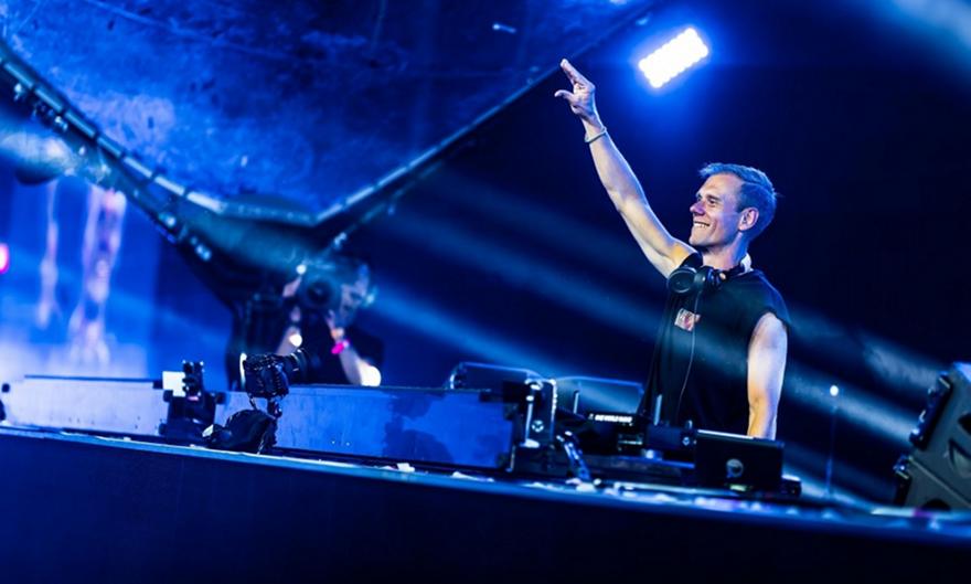 Πανάγος στον bwinΣΠΟΡ FM 94,6: «Οι καινοτομίες του Primer Music Festival... ξεφεύγουν από τα ελληνικά δεδομένα»