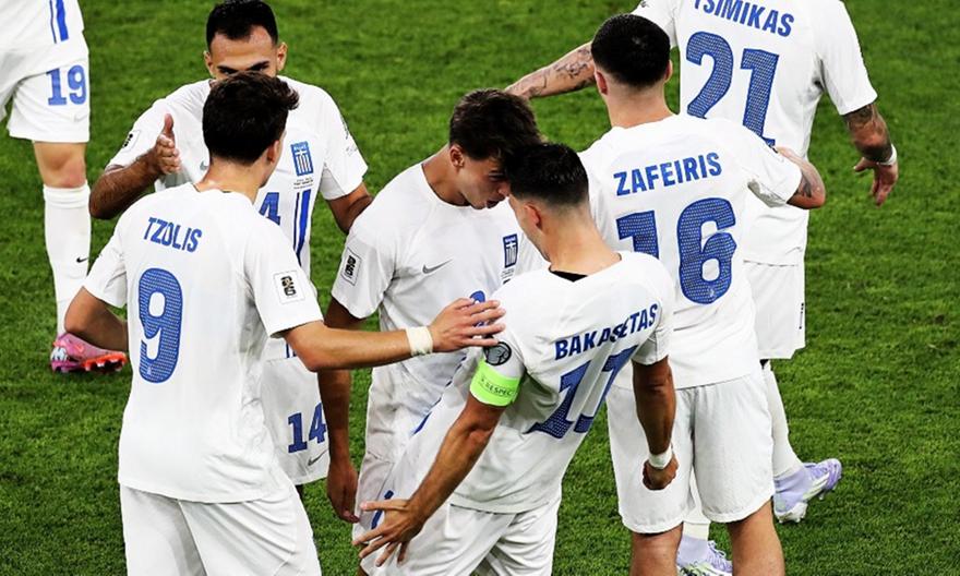 Περισσότερο απ' ό,τι γουστάρουμε εμείς να τη βλέπουμε, αυτή η Εθνική γουστάρει να παίζει