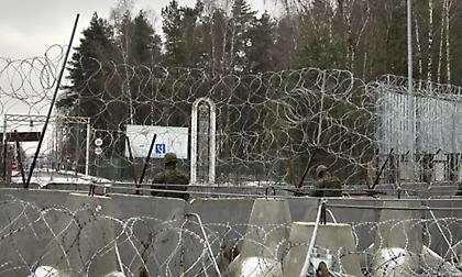 Συναγερμός στην Πολωνία: Aντικείμενο άγνωστης προέλευσης έπεσε σε χωριό στα ανατολικά