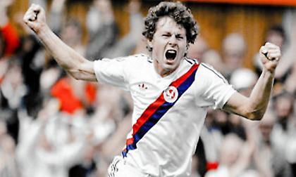 «Ήταν μια αηδιαστική απόφαση»: Σαν σήμερα πριν από 45 χρόνια το γκολ-φάντασμα του Κλάιβ Άλεν