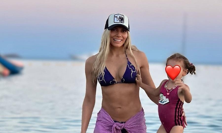 Ιωάννα Μαλέσκου: Μαζί με το τρέιλερ της εκπομπής της αποκάλυψε και το προσκλητήριο της βάπτισης της κόρης της