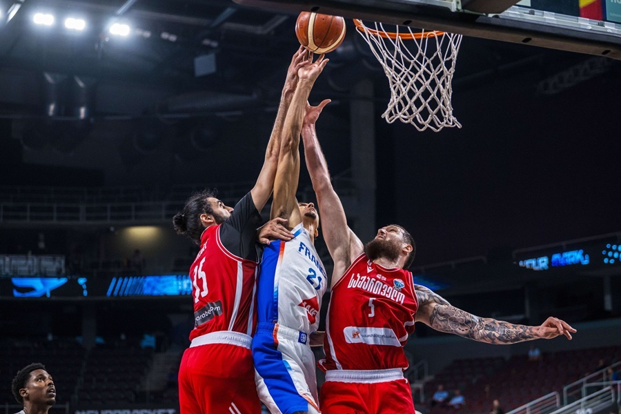 Γαλλία-Γεωργία 70-80: Νέα έκπληξη στο Ευρωμπάσκετ
