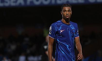 Νικολακόπουλος: «Ο Ολυμπιακός έχει διπλή στόχευση με τη μεταγραφή του Σίλκοτ-Ντούμπερι»