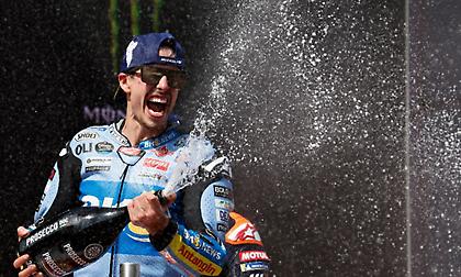 Ο Άλεξ Μάρκεθ θριάμβευσε στη Βαρκελώνη