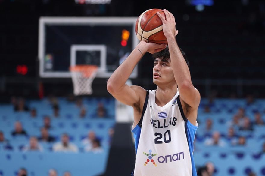 Σαμοντούροφ: «Να μην πάρουν τα μυαλά μας αέρα, να παραμείνουμε συγκεντρωμένοι για να πετύχουμε τον στόχο μας»