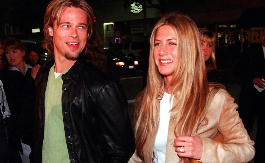 Όταν η ΑΙ έχει κέφια: Πώς θα έδειχναν ο Brad Pitt και η Jennifer Aniston αν ήταν ένα άσημο ζευγάρι σε ελληνικό χωριό;