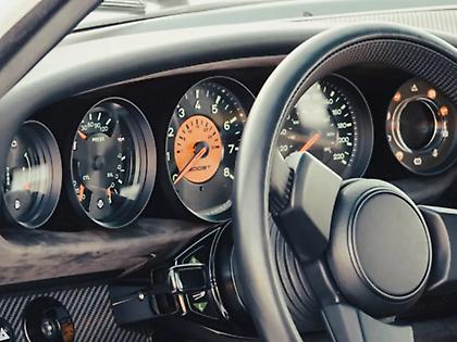 Κινηματογραφική καταδίωξη: Γόνος γνωστής επιχειρηματικής οικογένειας παρέσυρε αστυνομικό κατά τη διάρκεια ελέγχου