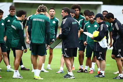 Δεσύλλας: «Έχει περισσότερα εργαλεία στα χέρια του ο Βιτόρια, αυτά πρέπει να βελτιώσει ο Παναθηναϊκός»