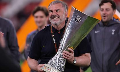 «Ευτυχώς δεν θα τον πετύχουμε στη δεύτερη σεζόν»: Η επική αντίδραση της Μπέτις στην ανακοίνωση Ποστέκογλου!