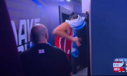 Ξέσπασε με γροθιές στον τοίχο των αποδυτηρίων ο Μπιτάντζε μετά την αποβολή του!