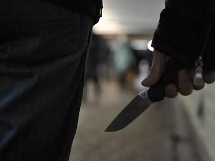 Άγρια ληστεία στο Μοσχάτο: Άγνωστος εισέβαλε με μαχαίρι σε σούπερ μάρκετ και διέφυγε με άγνωστο χρηματικό ποσό