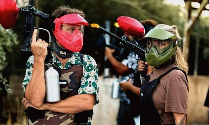 Ρέβη- Τότσικας: Μάχιμοι στα γενέθλια των δίδυμων παιδιών τους