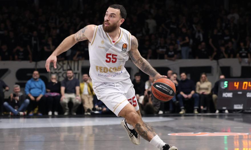 Μάικ Τζέιμς: Παραμένει στη Μονακό