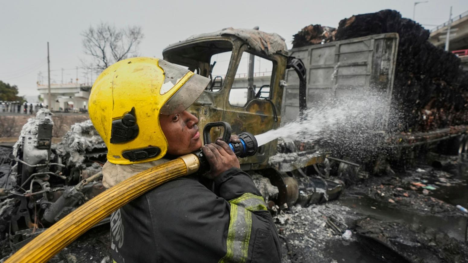 Μεξικό: Τεράστια έκρηξη σε βυτίο σκότωσε τουλάχιστον τρεις ανθρώπους
