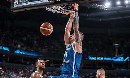 Όμιτς: «Δεν μπορούσαμε να παίξουμε μπάσκετ έτσι...»