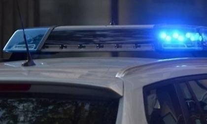 Καμίνια: Αυτοκίνητο παρέσυρε 15χρονη και την εγκατέλειψε - Αναζητείται ο οδηγός