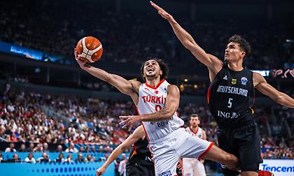 Ο τελικός του Ευρωμπάσκετ: Τουρκία-Γερμανία (4η περίοδος)