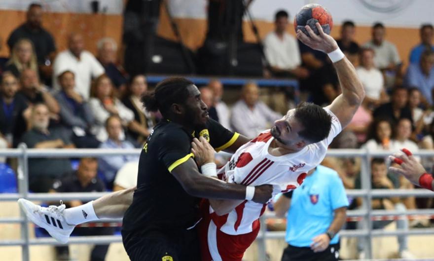 Ο τελικός του Super Cup στο χάντμπολ: Ολυμπιακός-ΑΕΚ (2ο ημίχρονο)