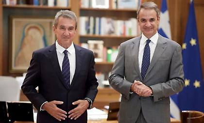 Προσχώρησε στη ΝΔ ο Λοβέρδος - Μητσοτάκης: «Ανδρέα, καλή αρχή και καλή δύναμη»