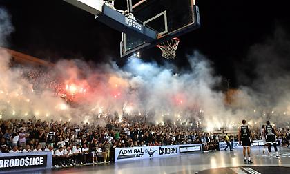 «Μία φωνή, δύο πόλεις»: Η εντυπωσιακή mini-movie του ΠΑΟΚ για το φιλικό με την Παρτίζαν!