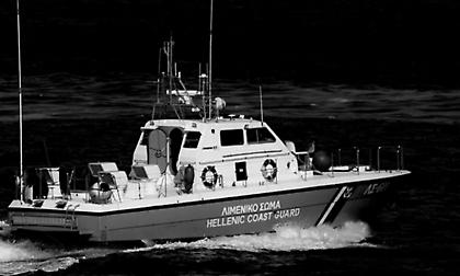 Λευκάδα: Βύθιση επαγγελματικού τουριστικού σκάφους κατόπιν πυρκαγιάς