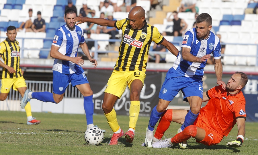 Aigaleo-AEK 0-1: Passed through the ... Aigaleo field and entered the right to League Phase