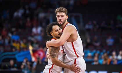 Λάρκιν: «Έχει μία... μαγκιά ο Σενγκούν, πιστεύει ότι κανείς δεν μπορεί να τον μαρκάρει»