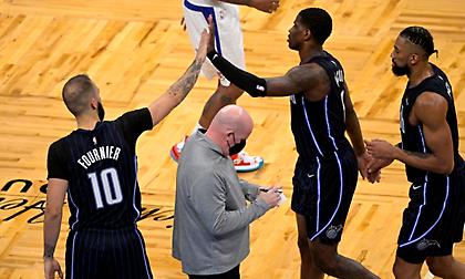 Δεν βλέπει την ώρα για να αντιμετωπίσει τον Φουρνιέ ο Μπέικον: «Ανυπομονώ να παίξουμε μαζί σας»