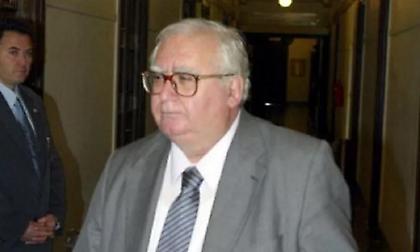 Πέθανε ο πρώην υπουργός και ιστορικό στέλεχος του ΠΑΣΟΚ, Αλέκος Ακριβάκης