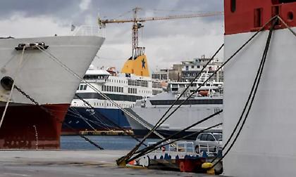Απαγορευτικό απόπλου λόγω σφοδρών ανέμων - Ποια πλοία είναι δεμένα στα λιμάνια