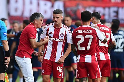 Τσανάκας: «Φαίνεται πως πάει με μίνιμουμ τέσσερις αλλαγές στο ντέρμπι ο Ολυμπιακός»