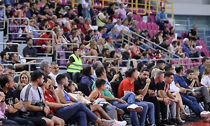 Ατύχημα στα «Δύο Αοράκια»: Αυτοκίνητο χτύπησε γυναίκα, έσπευσε να βοηθήσει το ιατρικό τιμ του Ολυμπιακού