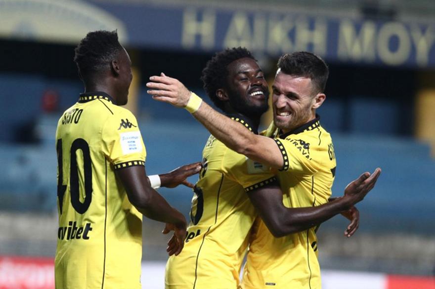 Πέρασε… ξανά από το Αγρίνιο ο Άρης, για το τρίτο σερί διπλό του Χιμένεθ