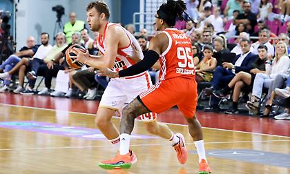 Βεζένκοφ: «Η Ευρωλίγκα είναι απρόβλεπτη - Οι στόχοι μας είναι πάντα υψηλοί»