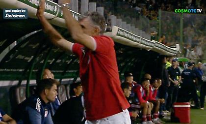 Έξαλλος ο Μεντιλίμπαρ για τον τρόπο που δέχθηκε το γκολ ο Ολυμπιακός