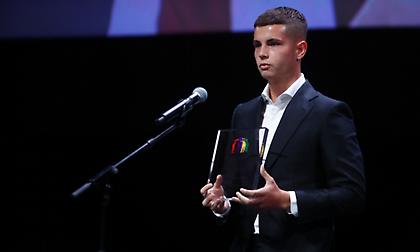 Καλύτερος νέος παίκτης από τον ΠΣΑΠΠ ο συγκινημένος Χρήστος Μουζακίτης