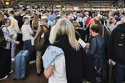 Συνεχίζεται για δεύτερη ημέρα η ταλαιπωρία χιλιάδων επιβατών σε μεγάλα ευρωπαϊκά αεροδρόμια