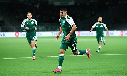 Ο τρομερός Ζαρουρί έγινε ο 4ος παίκτης στην ιστορία του Παναθηναϊκού που πετυχαίνει χατ-τρικ στην Ευρώπη!