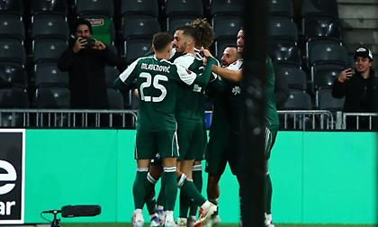 Απίθανη σέντρα Κώτσιρα, χατ τρικ Ζαρουρί και τέταρτο γκολ του Παναθηναϊκού στη Βέρνη!