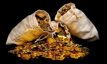 Ανοίγουν τα σεντούκια - Πώς η χρυσή λίρα έφτασε να αξίζει όσο ένας κατώτατος μισθός