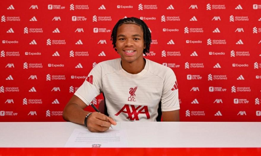 Υπέγραψε επαγγελματικό συμβόλαιο με τη Λίβερπουλ ο Ενγκουμόχα! Υπέγραψε επαγγελματικό συμβόλαιο με τη Λίβερπουλ ο Ενγκουμόχα!